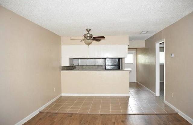 7708 Mary Drive Gallery 3