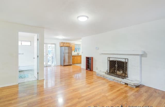 17815 8th Avenue Northeast, Shoreline, WA 98155 - 17815 8th Avenue Northeast, Shoreline, WA 98155