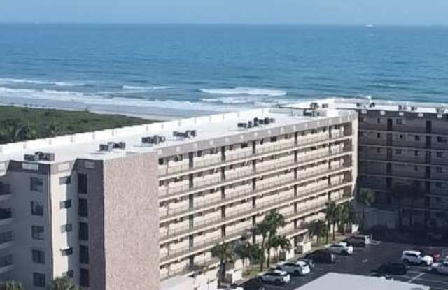 3170 N Atlantic Avenue photos photos