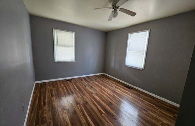 Charming, spacious 4 BR/2 BA home move-in ready! Gallery 3