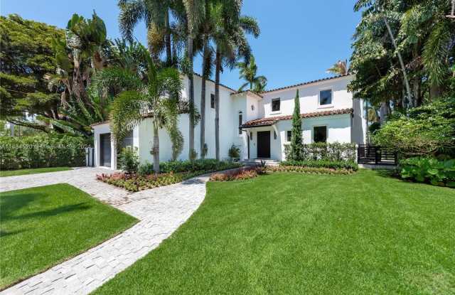 5715 N Bay Rd - 5715 North Bay Road, Miami Beach, FL 33140