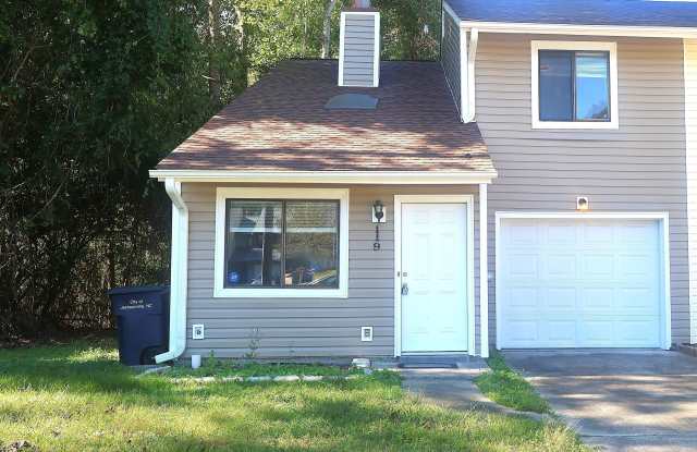 119 N Onsville Place - 119 North Onsville Place, Jacksonville, NC 28546