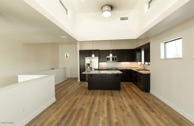 1301 W 4th Street - 1301 W 4th St, Tempe, AZ 85281