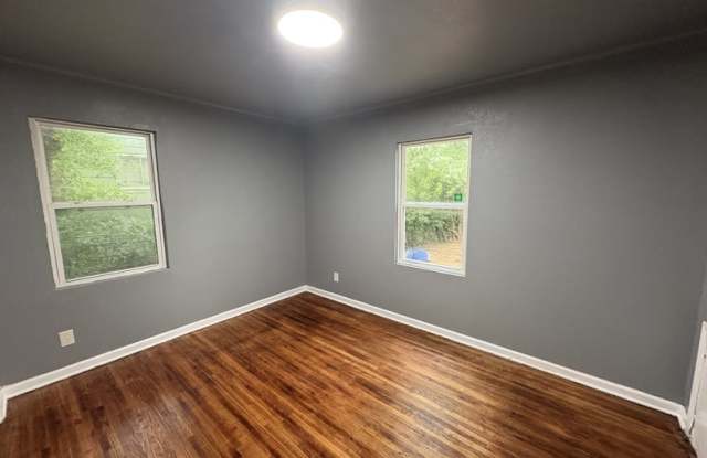 3514 North Hartford Avenue Gallery 4