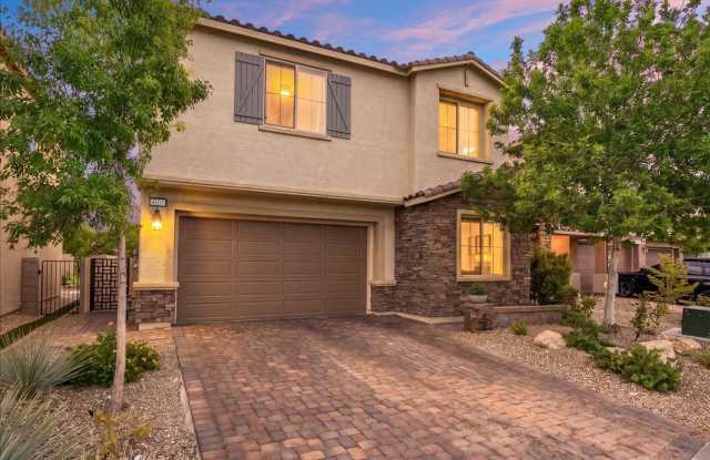 Entertainer's Dream 4Bd Home with Designer Finishes & Outdoor Kitchen photos photos