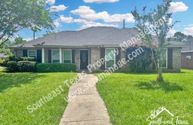 7425 Wooded Creek Dr - 7425 Wooded Creek Drive, Beaumont, TX 77708