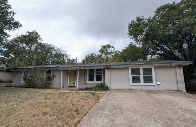 4 Bed / 3 Bath Single Story in North Austin photos photos