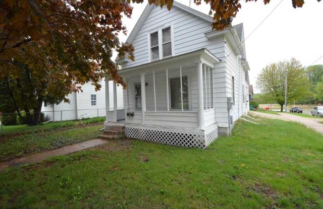 Charming 2 bedroom with beautiful features! photos photos