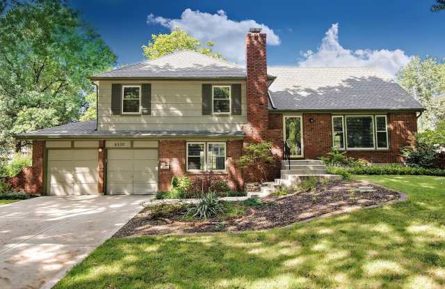 4 Bed Home Completely Updated - 9330 Lamar Avenue, Overland Park, KS 66212