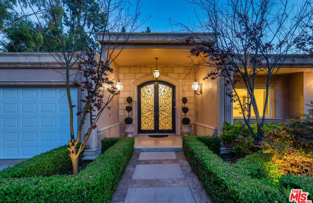 1915 LOMA VISTA DR - 1915 Loma Vista Drive, Beverly Hills, CA 90210
