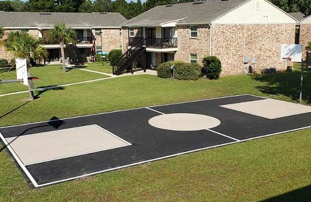 Eastwood Oaks Apartments Gallery 2