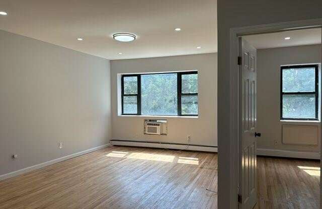 121 Carlton Avenue Gallery 2