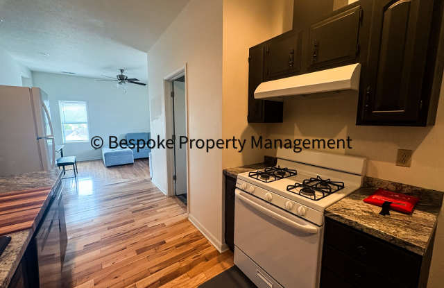 2027 Hamill Avenue - B Gallery 3