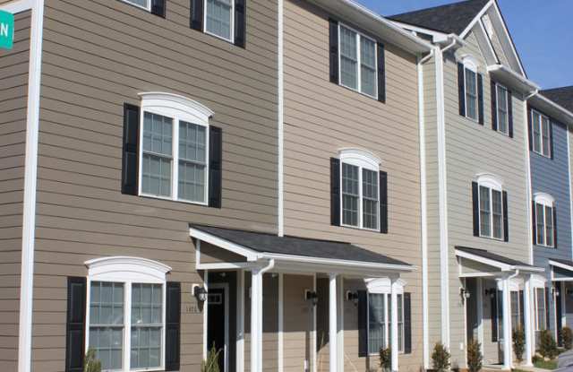Two Master Suite Apartment Townhouse photos photos