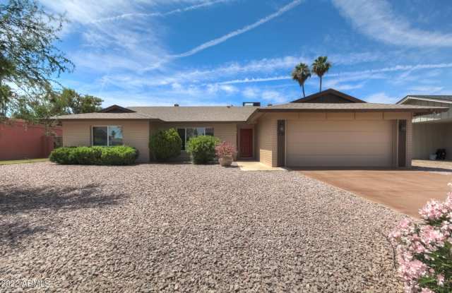 1737 E Pebble Beach Drive - 1737 East Pebble Beach Drive, Tempe, AZ 85282