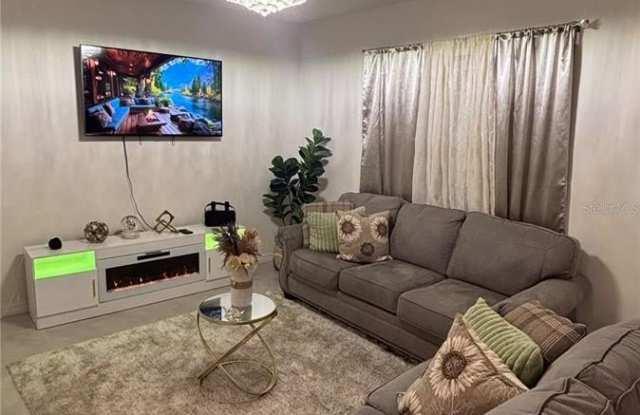 5649 BROSNAN Road Gallery 3
