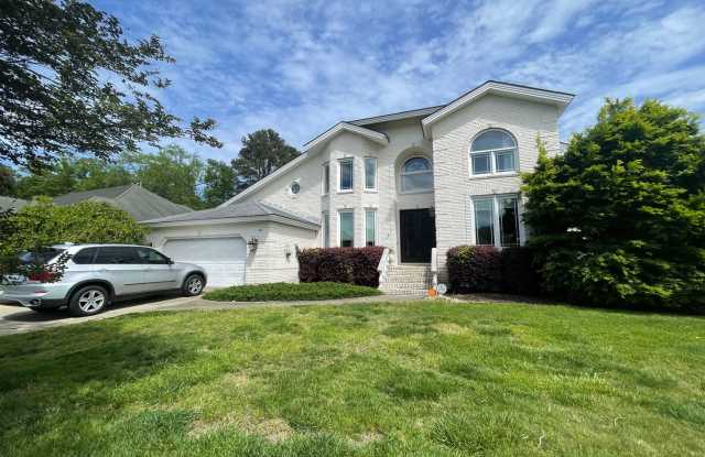Beautiful 5 Bedroom Single Family Home in Great Bridge Area photos photos