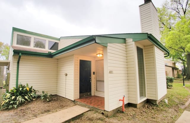 4811 Pebble Brook St. - 4811 Pebble Brook Street, Baytown, TX 77521