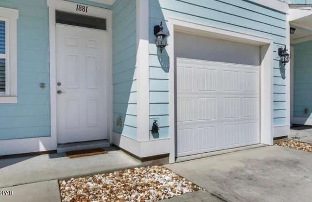 1881 Pointe Drive Gallery 2