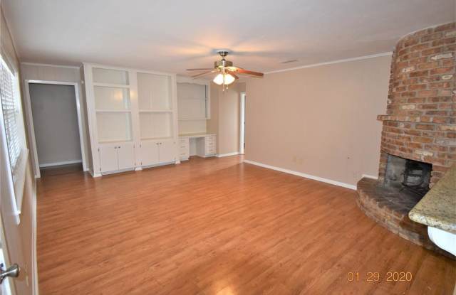 1111 Baymeadow Drive Gallery 4