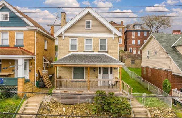 2922 Clermont - 2922 Clermont Avenue, Brentwood, PA 15227