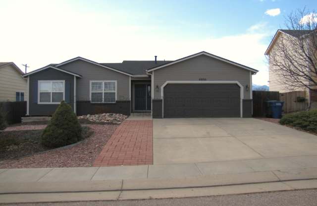 Beautifully Updated Home in Security-Widefield photos photos