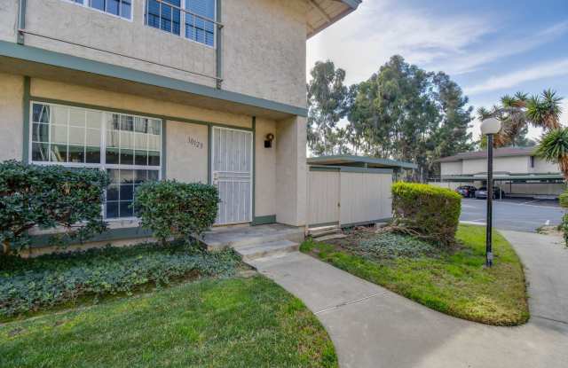 *** LIGHT  BRIGHT 3 BEDROOM 1.5 BATH HOME IN MIRA MESA READY NOW *** photos photos