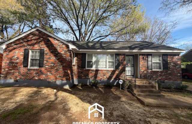 1744 Myrna Lane photos photos