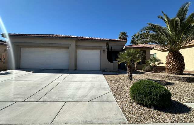 Beautiful single story 4 bedrooms with pool in Las Vegas Nevada. photos photos