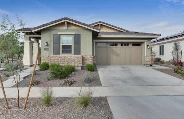 4760 N 206TH Lane Gallery 2