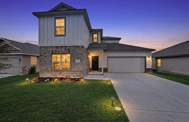 1141 AMBER LK Gallery 3