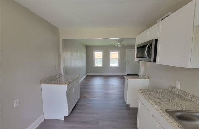 3243 Chandler Street photos photos
