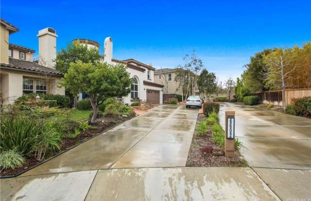 6614 E Laguna Court Gallery 2