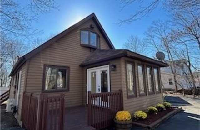 32 Spokane - 32 Spokane Road, Carbon County, PA 18210