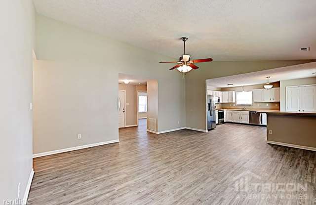 4100 Knollwood Avenue Gallery 3