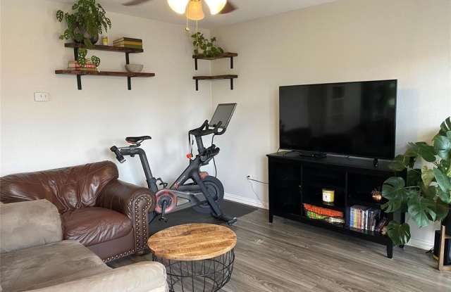 5610 Vickery Boulevard Gallery 2