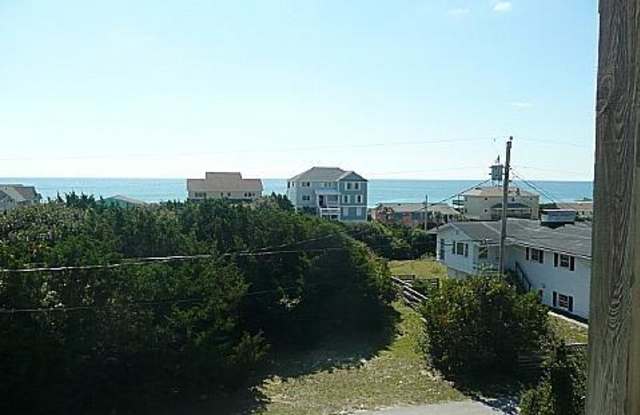 5706 Beachview Lane Gallery 4
