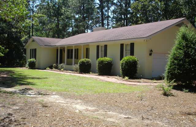 135 Page Road - 135 Page Road, Pinehurst, NC 28374
