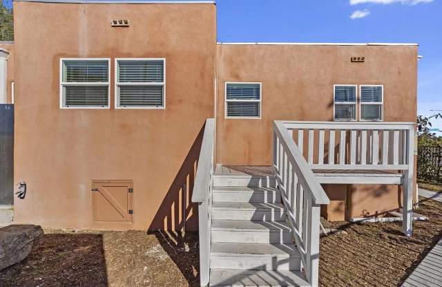 204 N Citrus Ave photos photos