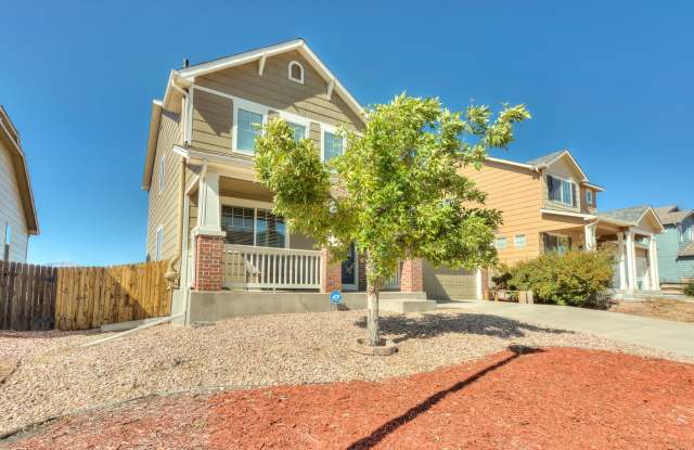 3 bed 2.5 bath, 2 car/ Close to AFB - 1835 Bucolo Avenue, El Paso County, CO 80951
