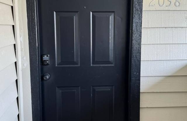 12151 PENDERVIEW Lane Gallery 3
