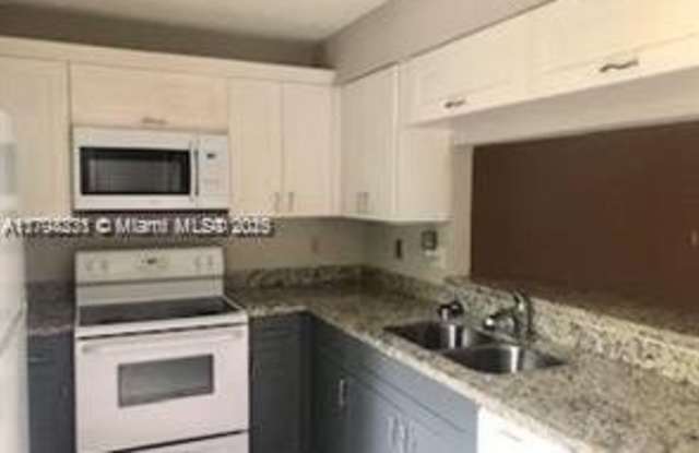 3445 Oak Dr photos photos