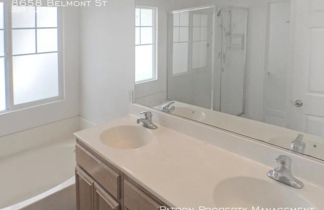 8658 Belmont St Gallery 4