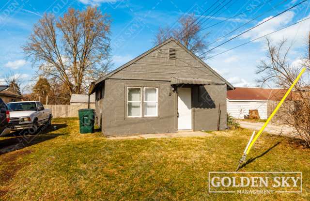 802 East 25th Street photos photos