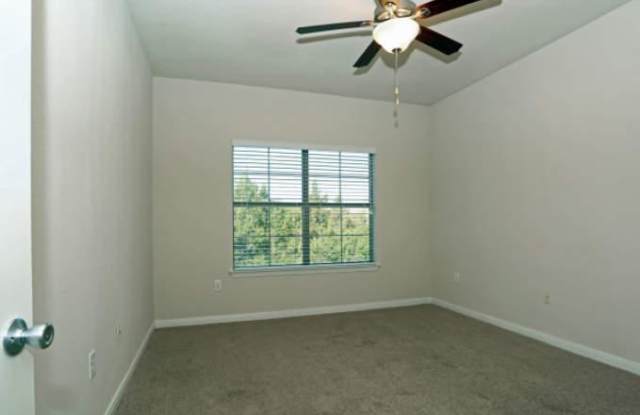 8437 Old Bee Caves Rd Gallery 4