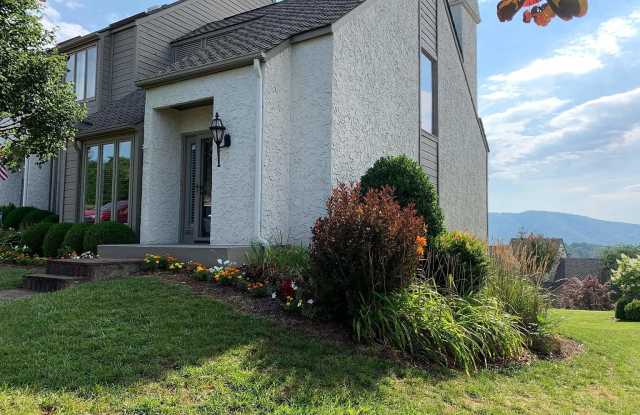 4903 Hunting Hills Court photos photos