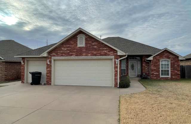 RENT 2 OWN 1,902 sqft - Moore Schools 4/2 - Move In Ready photos photos
