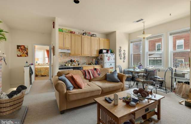 846 CORINTHIAN AVENUE photos photos