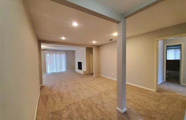 2820 Fairbrook Street Gallery 3