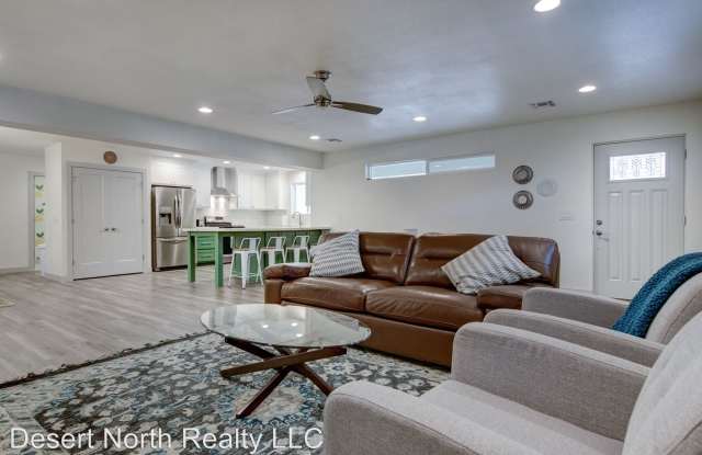 6536 N 11th Ave - 6536 North 11th Avenue, Phoenix, AZ 85013